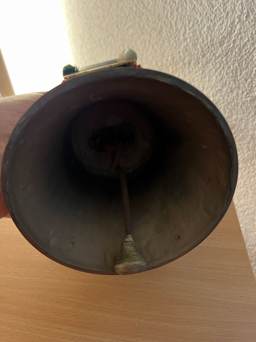 Campanacci mucche: Glocke mit Kuhglocken-Gurt, Schweizer Kreuz – Usato da Moosleerau venduto da Tami8 2