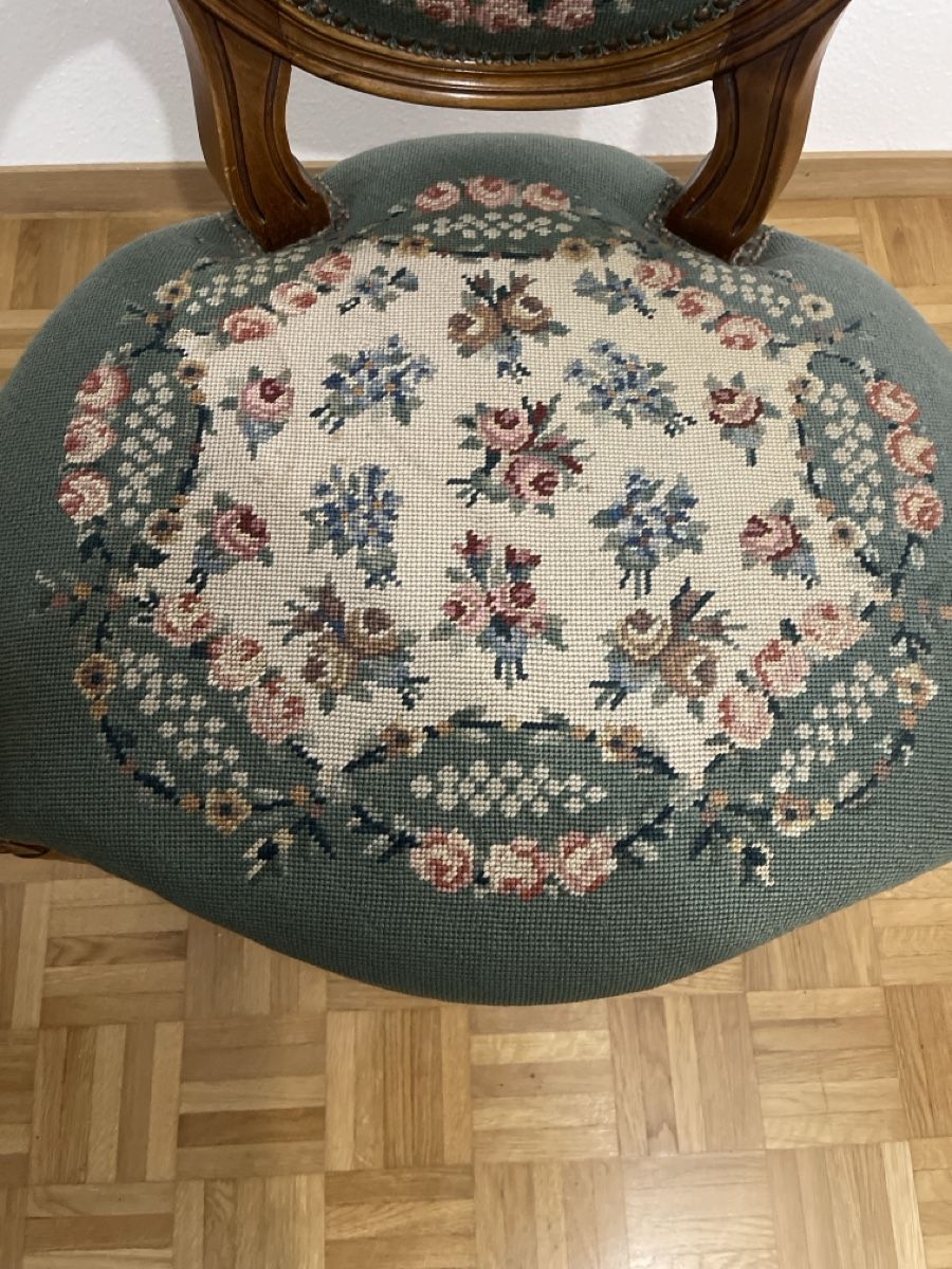 Poltrone: Antiker Stuhl mit Blumenmuster - Top Zustand – Usato da dietikon venduto da fernando011 5