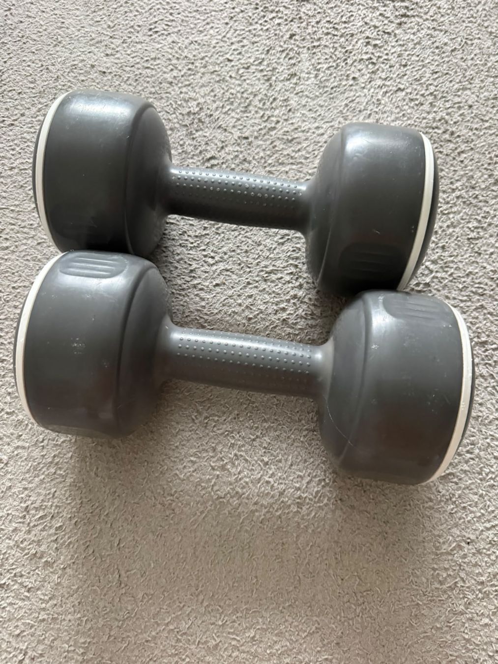 Manubri & Pesi: Hantel Set 2 x 5 kg gebraucht – Usato da Oberweningen venduto da Achille.3 2