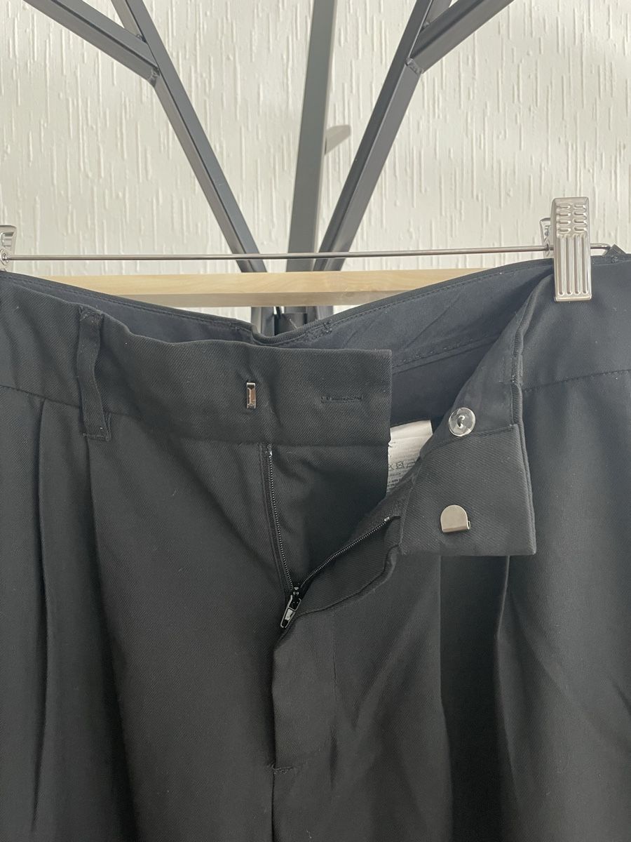 H&M Pantaloni: Pantalon noir chic taille 40 – Usato da Chavannes-Renens venduto da 7h48k 3
