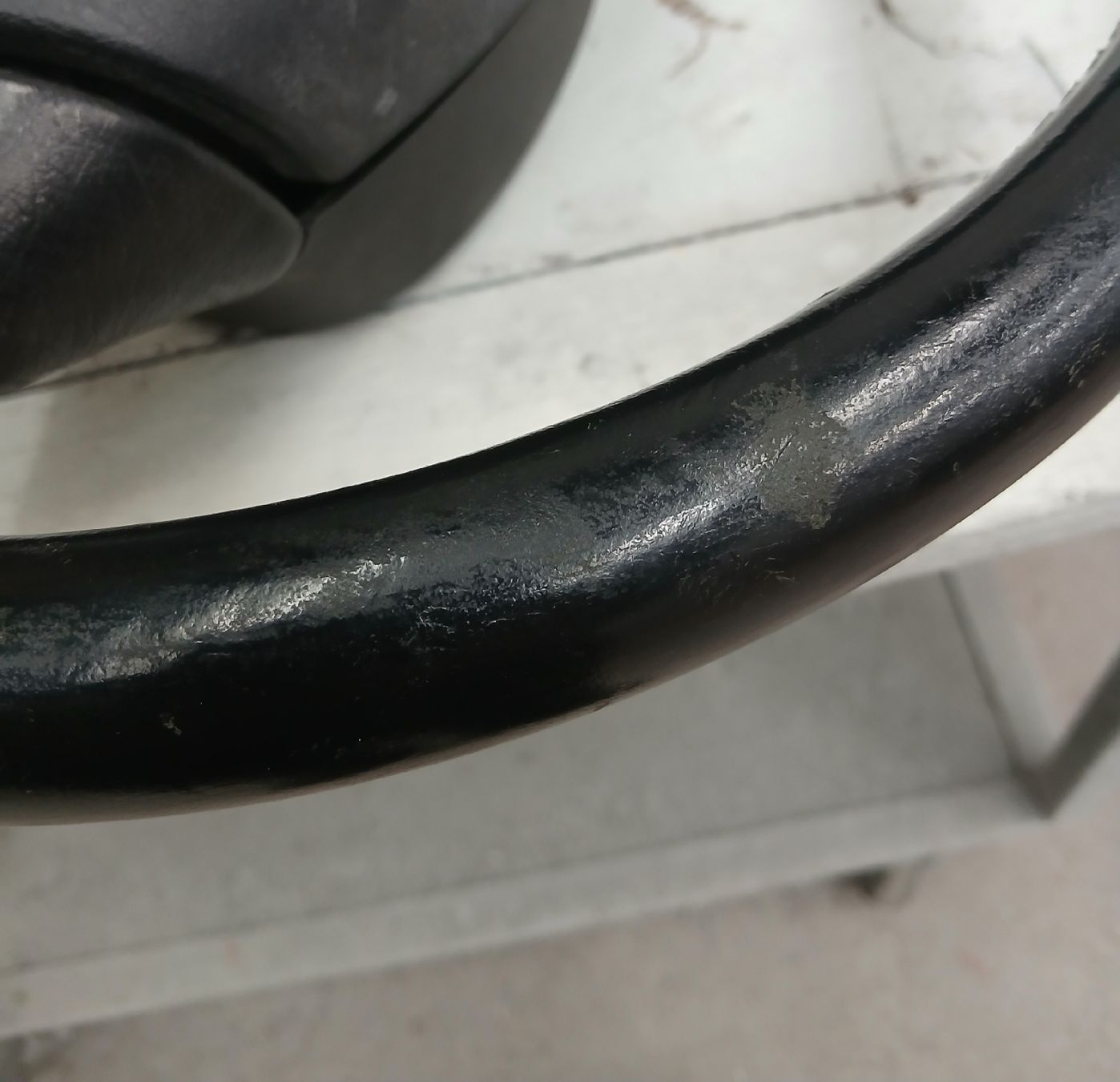 Mazda Tutti pezzi di ricambio auto: Volant Mazda Mx5 NB  – Usato da la heutte venduto da Auto-stock 1