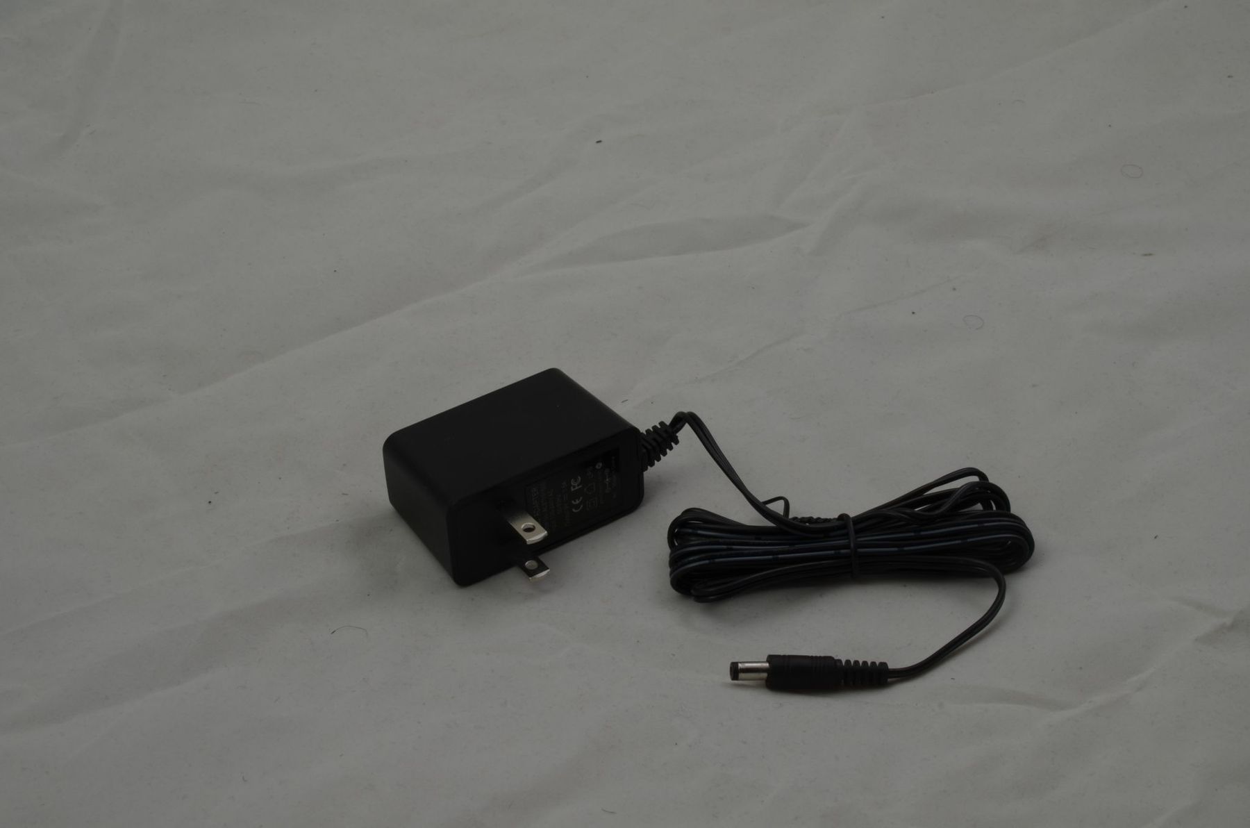 Altro per computer & reti: Mystery Paket Peripherie, Kabel, – Difettoso da Buchs AG venduto da SellAndBuyX 9