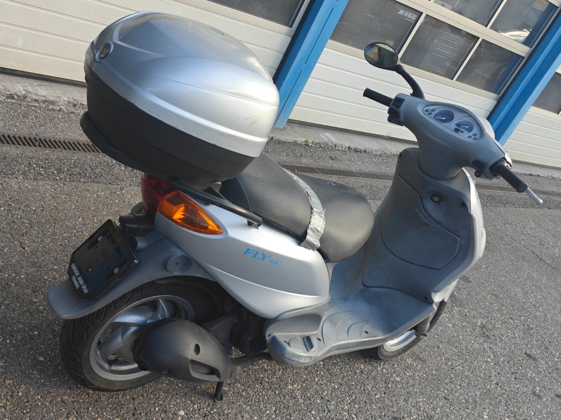 Piaggio Scooter: Piaggio FLY 125 – Usato da Trimmis venduto da 0004 3