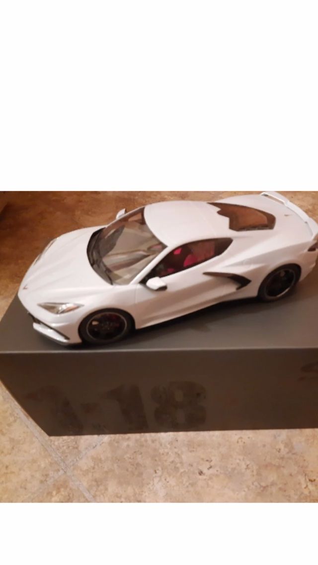 Chevrolet Modellini d'auto: Chevrolet Corvette C8 1/18 – Nuovo e nell'imballaggio originale da Obergösgen venduto da Camaro_zl1