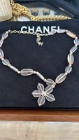 Collier Chanel fleur rose 
