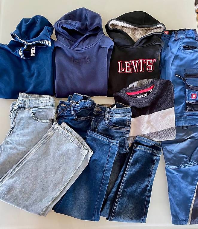 Lotti & Set di vestiti: Riesiges Kleiderpaket Gr. 146/152 – Usato da Lufingen venduto da mar_v5lj