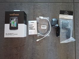 Wahoo Elemnt Roam V2 Navigationsgerät mit Zubehör