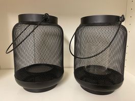 2 schwarze Windlichter / Laternen aus Metall, für Kerzen