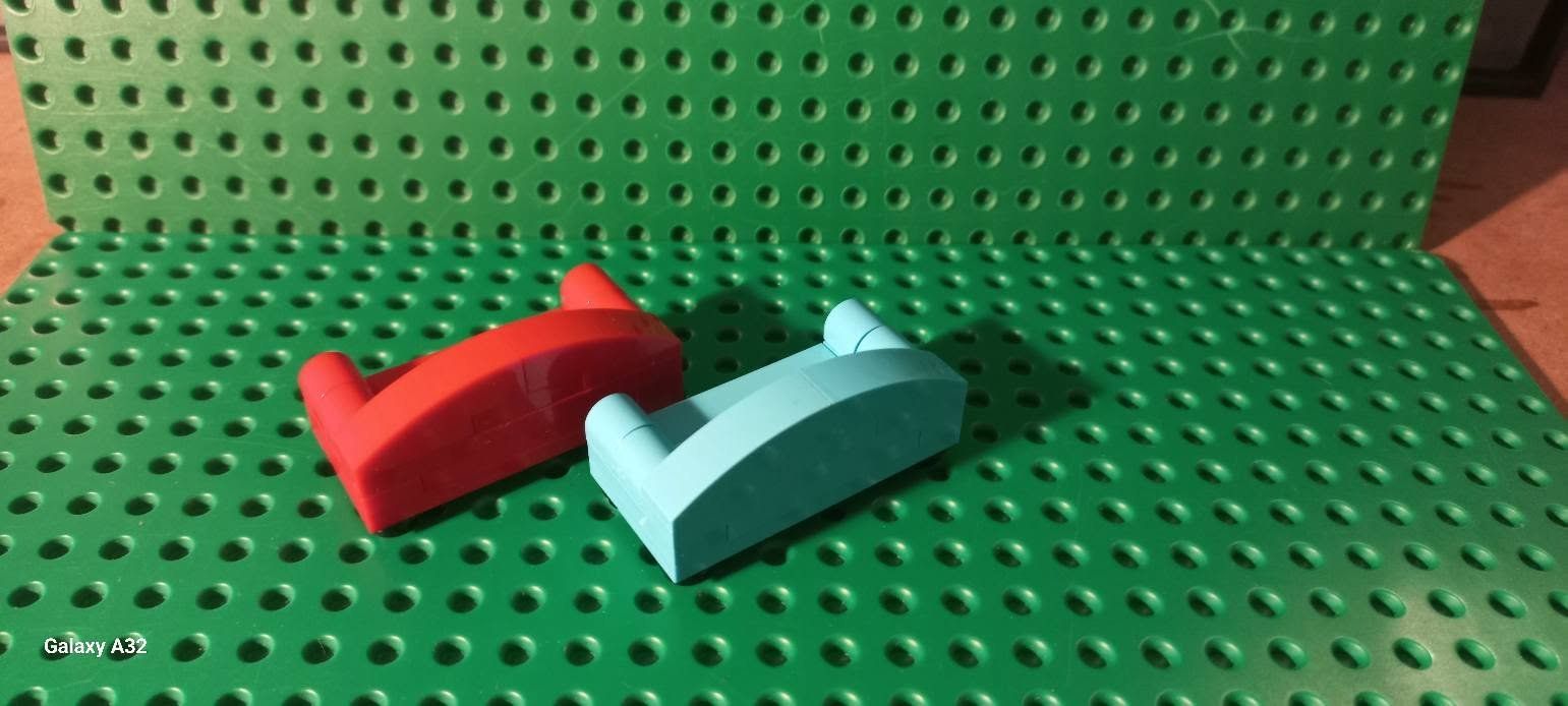 Lego Jouets: Lot de 3 canapés Lego – D'occasion à La tour de treme par Legocreation82 2