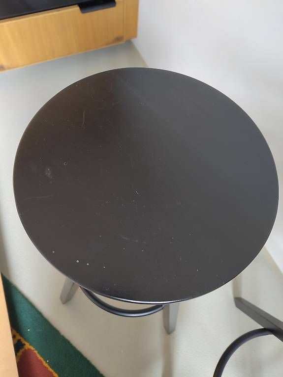 Sgabelli: 2 schwarze Ikea Hocker – Usato da Brugg AG venduto da katha.rina 1