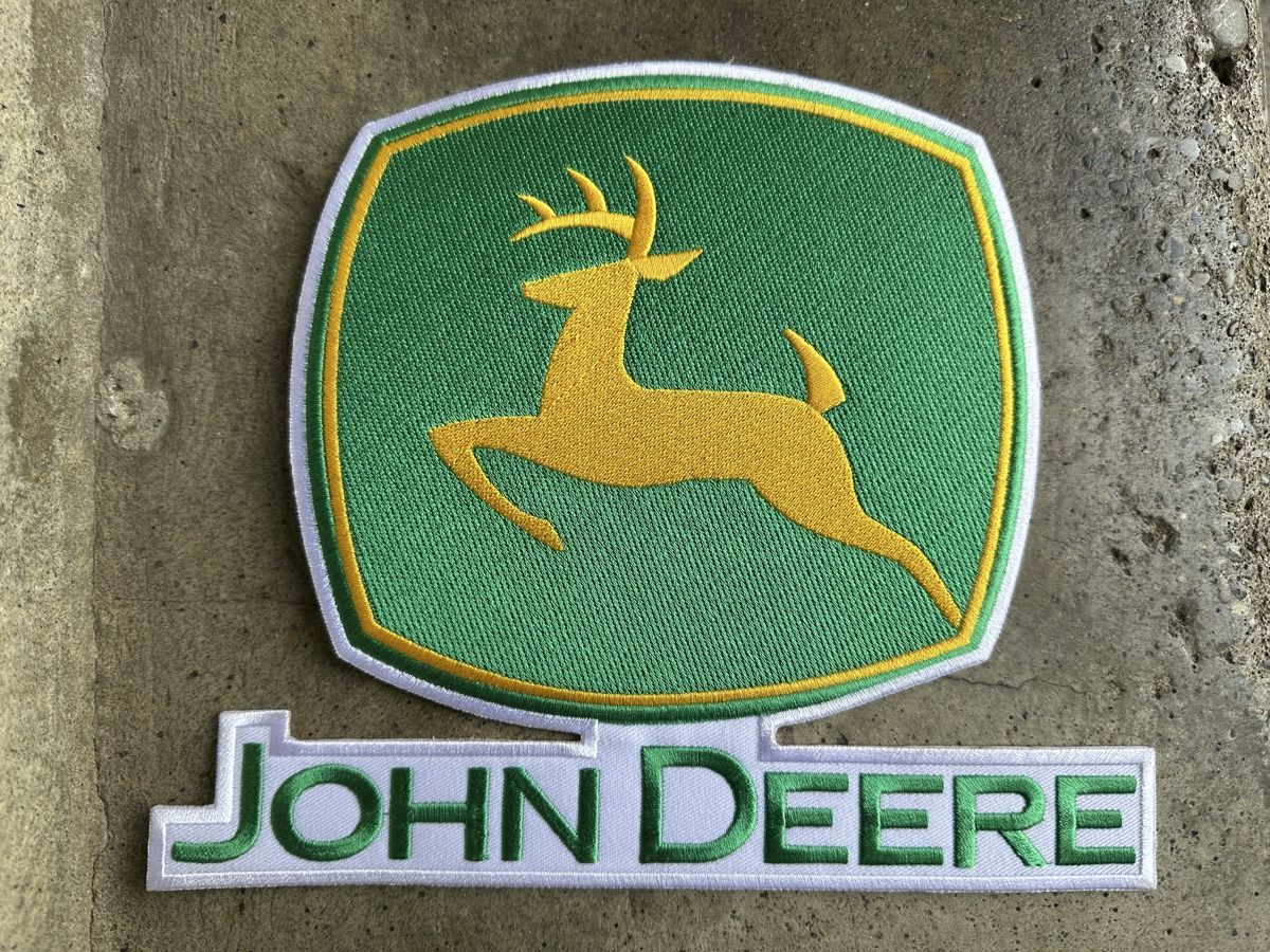 Toppe: John deere Traktor Diesel Schlepper aufnäher patch – Nuovo (secondo la descrizione) da Reinach AG venduto da rares75