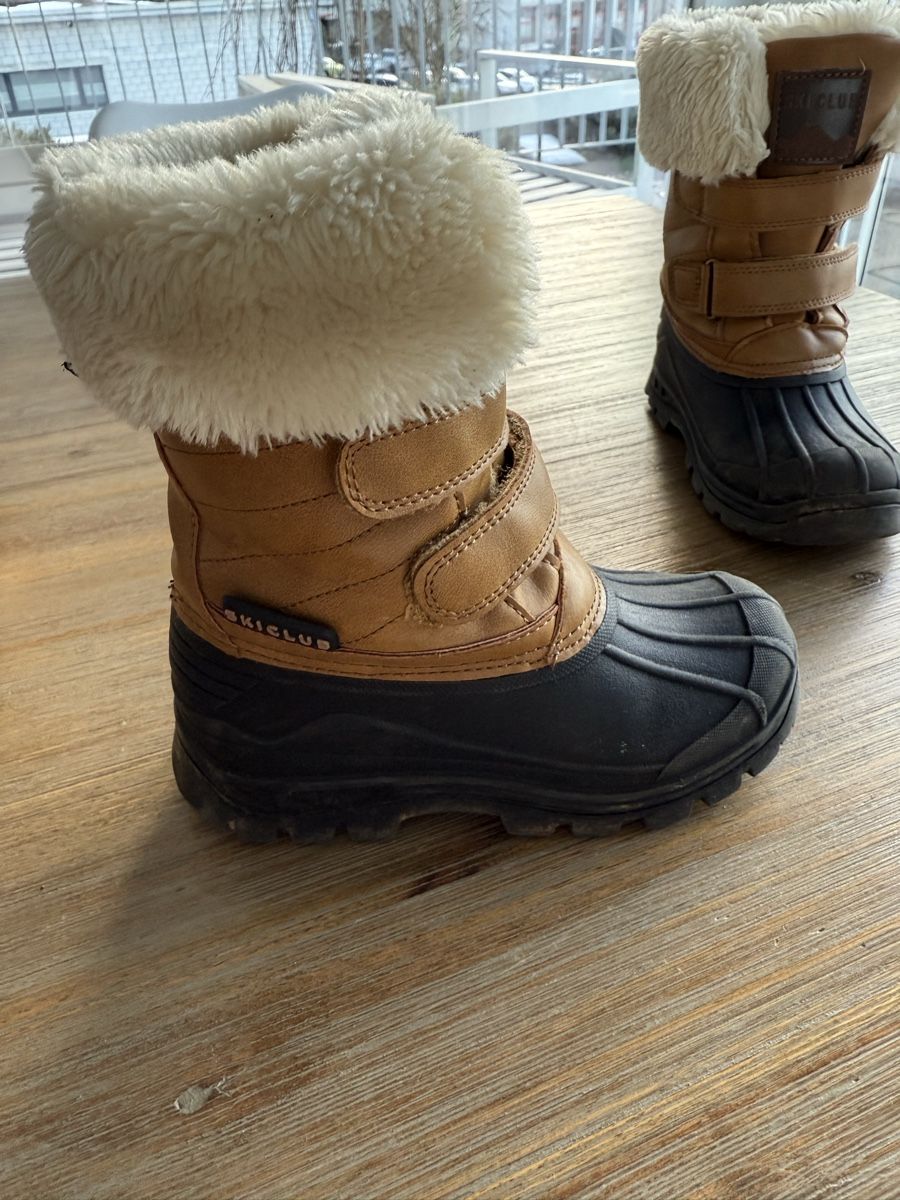 Scarpe da uomo: Winterstiefel 28 – Usato da Schübelbach venduto da Ale_Lia 1