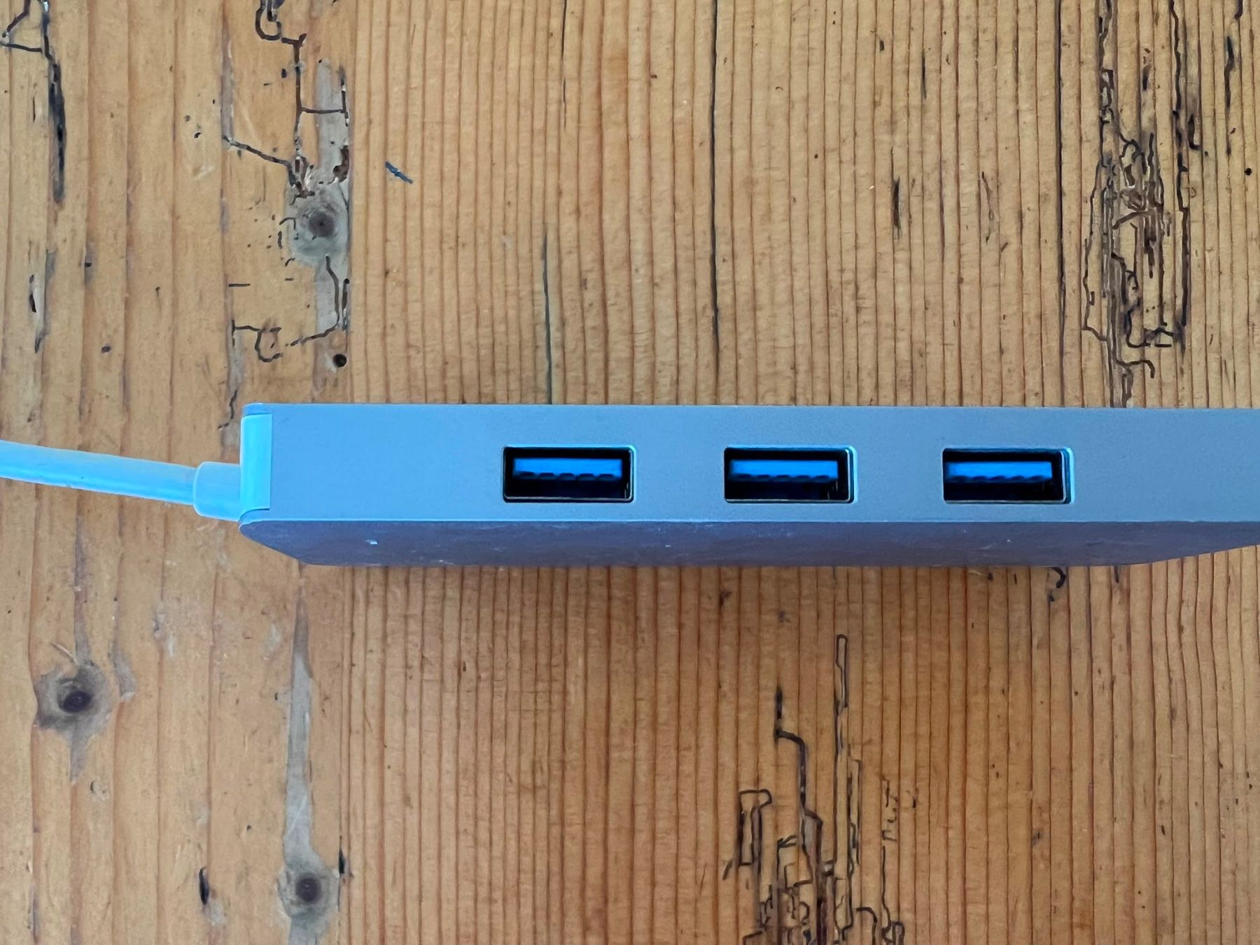 Hub & Switch: USB Hub Intertronic – Usato da Zürich venduto da lisitsyna 1