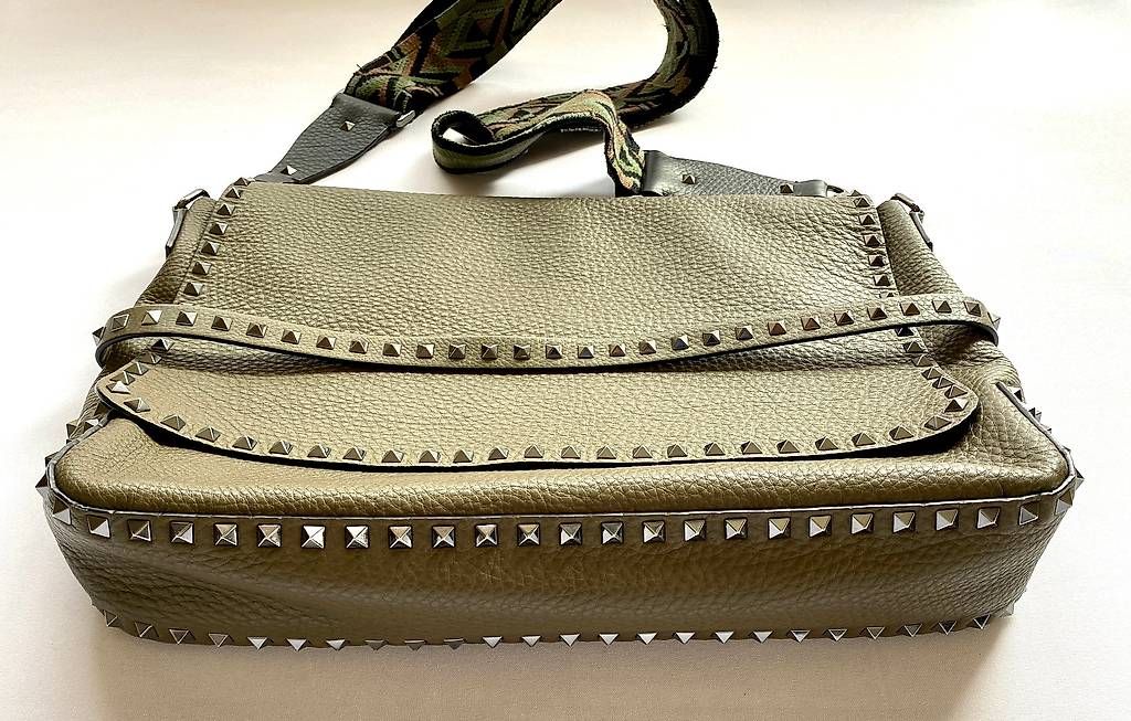 Valentino Borse: Crossbody bag, Messenger – Usato da Wallisellen venduto da Janbroennimann 1