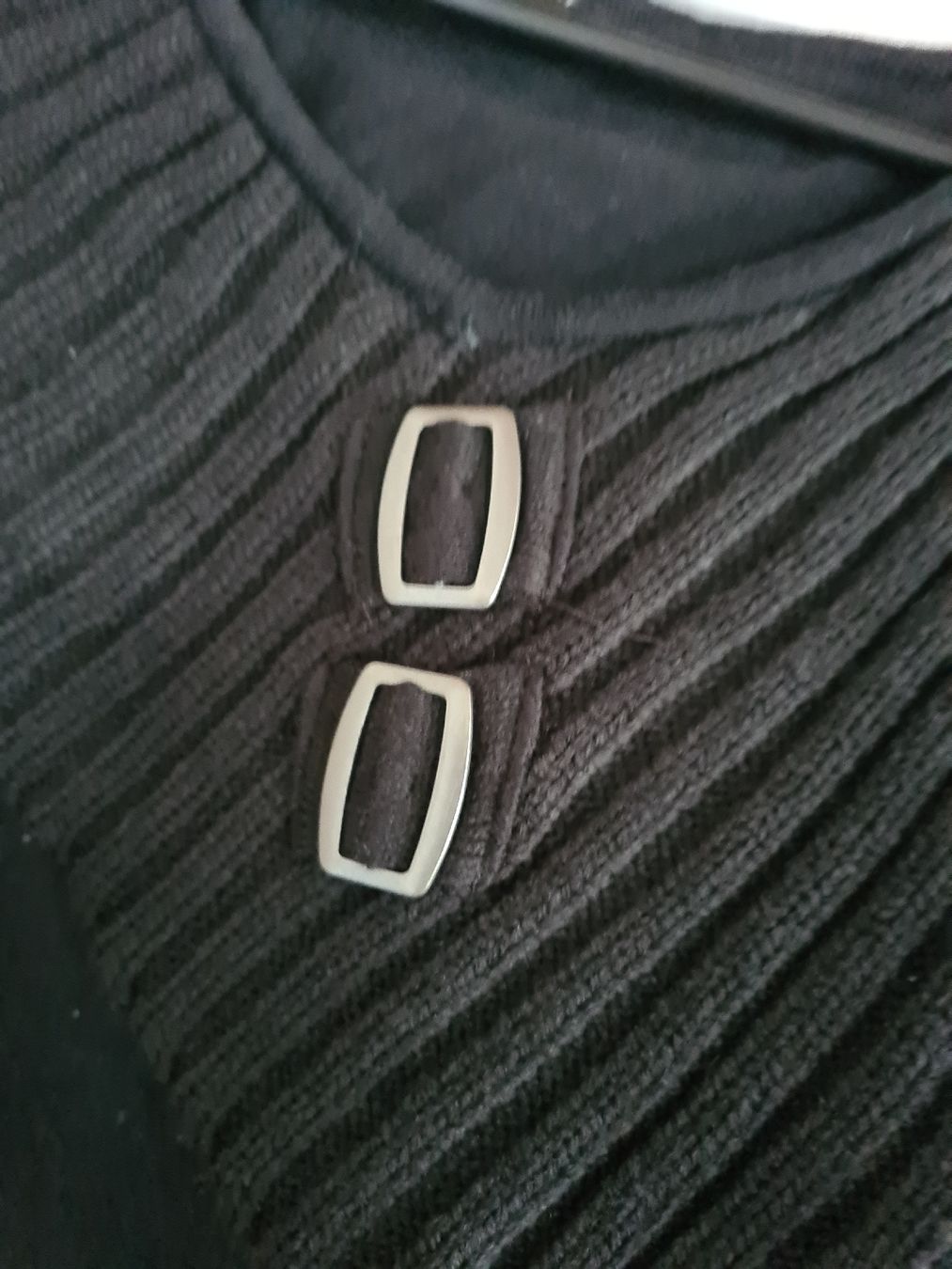 Maglioni & Felpe: Bodyflirt Damenpullover Gr. L schwarz Strickkragen Winter – Usato da Balterswil venduto da bischoftanja 2