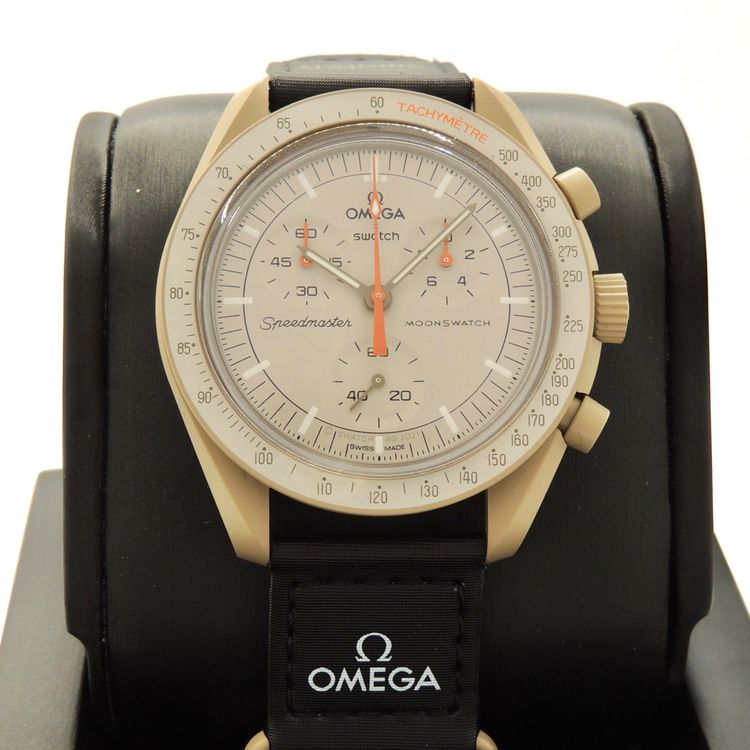 Swatch Orologi: Montre MoonSwatch Mission to Jupiter neuve – Nuovo e nell'imballaggio originale da Lausanne venduto da DuGoutetdesCouleurs 3