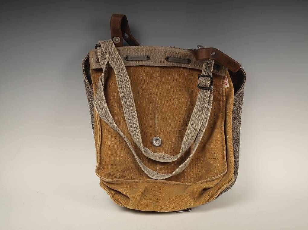 Borse: Borsa militare – Usato da Maroggia venduto da Luca_Ferrario 1
