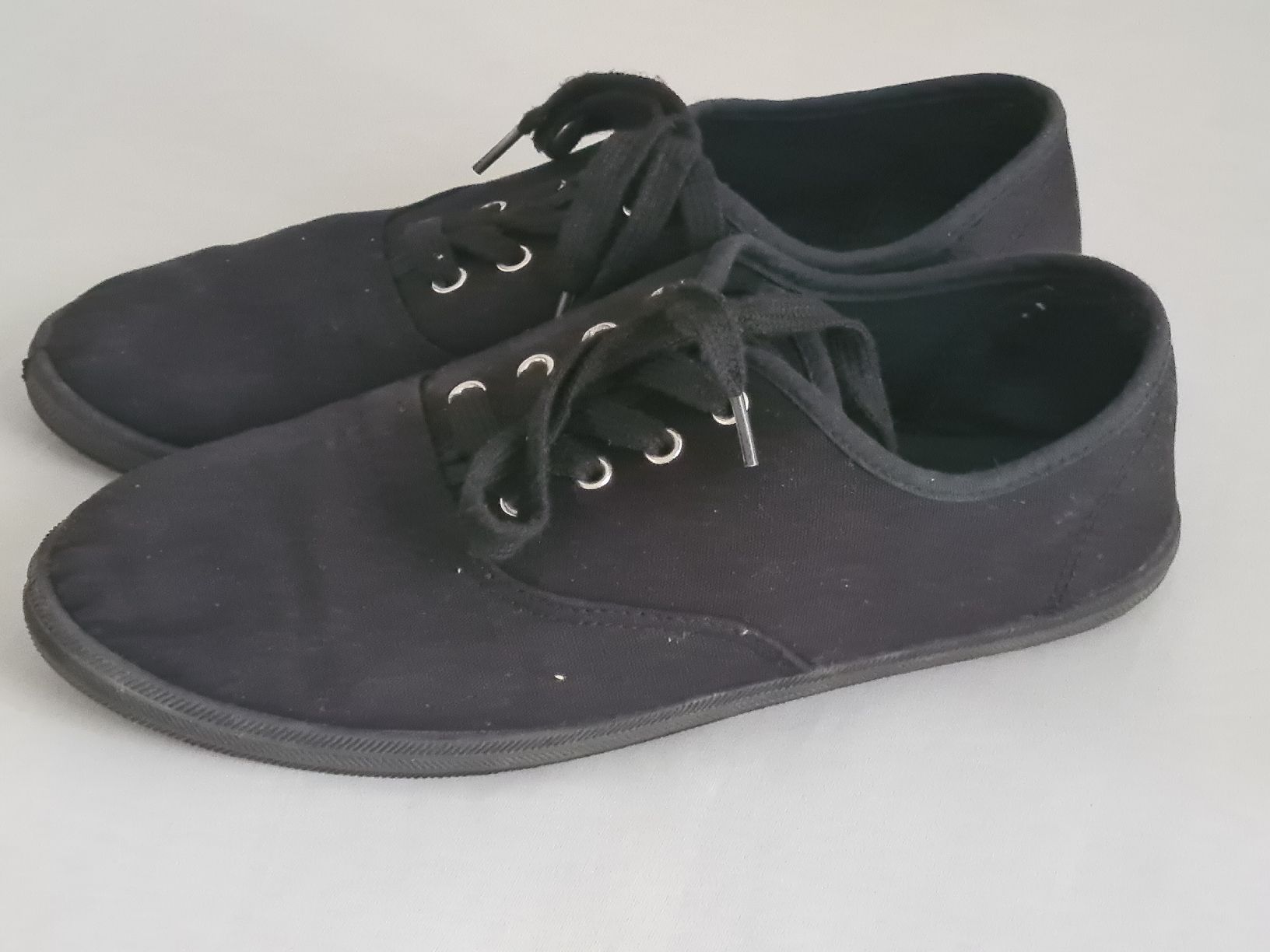 Anna Field Damenschuhe: Anna Field  Freizeitschuh Stoff zum Binden Schwarz Gr. 40 – Gebraucht aus Steinen von turbogeiss99 3