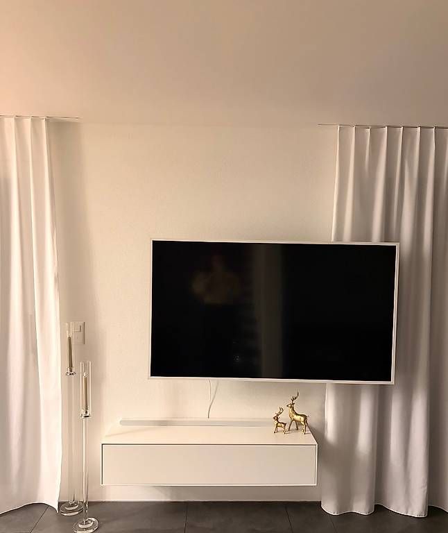 Mobili TV: TV Lowboard / Hängeschrank – Usato da Kleindöttingen venduto da Sabey