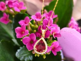 Rubellite Turmalin Anhänger Tropfenform mit 925 Kette