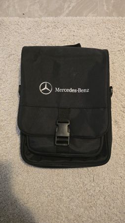 Mercedes-Benz Tasche, neuwertig, schwarz, Top Zustand!