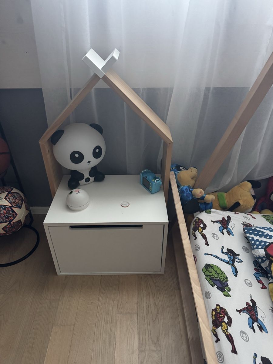 Letti: Kinderbett Tipi und Nachttisch – Usato da Lufingen venduto da FilipaPCD 2