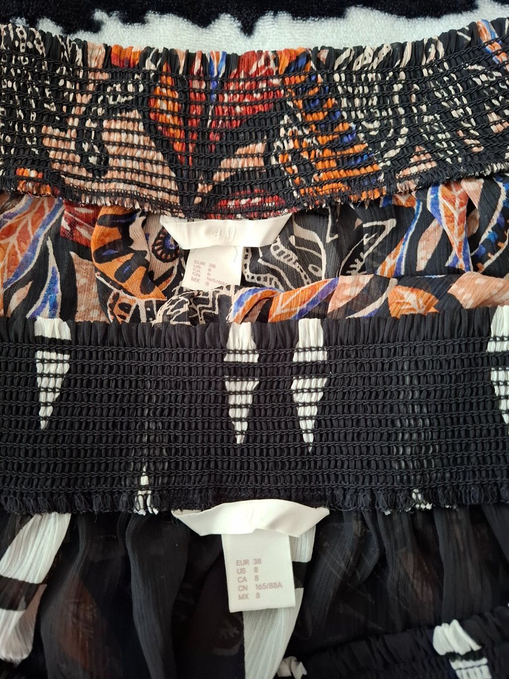 H&M Camicette: 2 stk. Off-Shoulder-Shirts gr.38 – Nuovo (secondo la descrizione) da Oberurnen venduto da rotty80 3