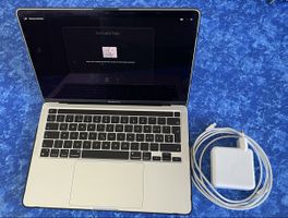 Apple MacBook Pro 13 Zoll M1 8GB 512 GB SSD Neuwertig