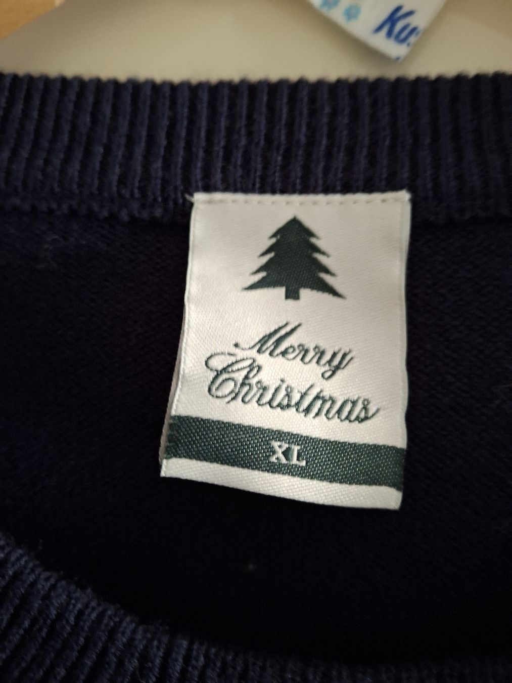 Pullover & Sweatshirts: Weihnachtspullover XL – Gebraucht aus Egg b. Zürich von Pronsch 1