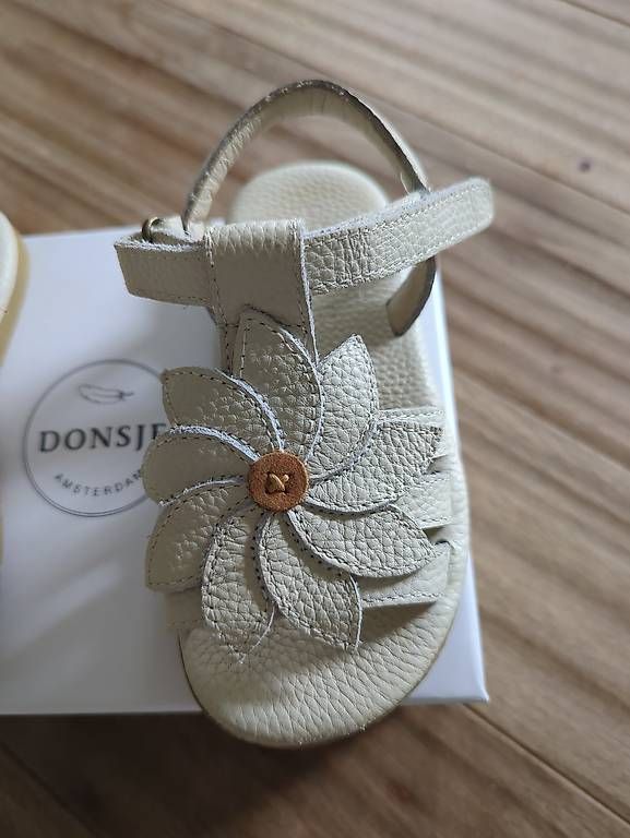 Chaussures filles: Donsje Sandale IIes Fields Gr. 25 – D'occasion à Uitikon Waldegg par moaloha21 1