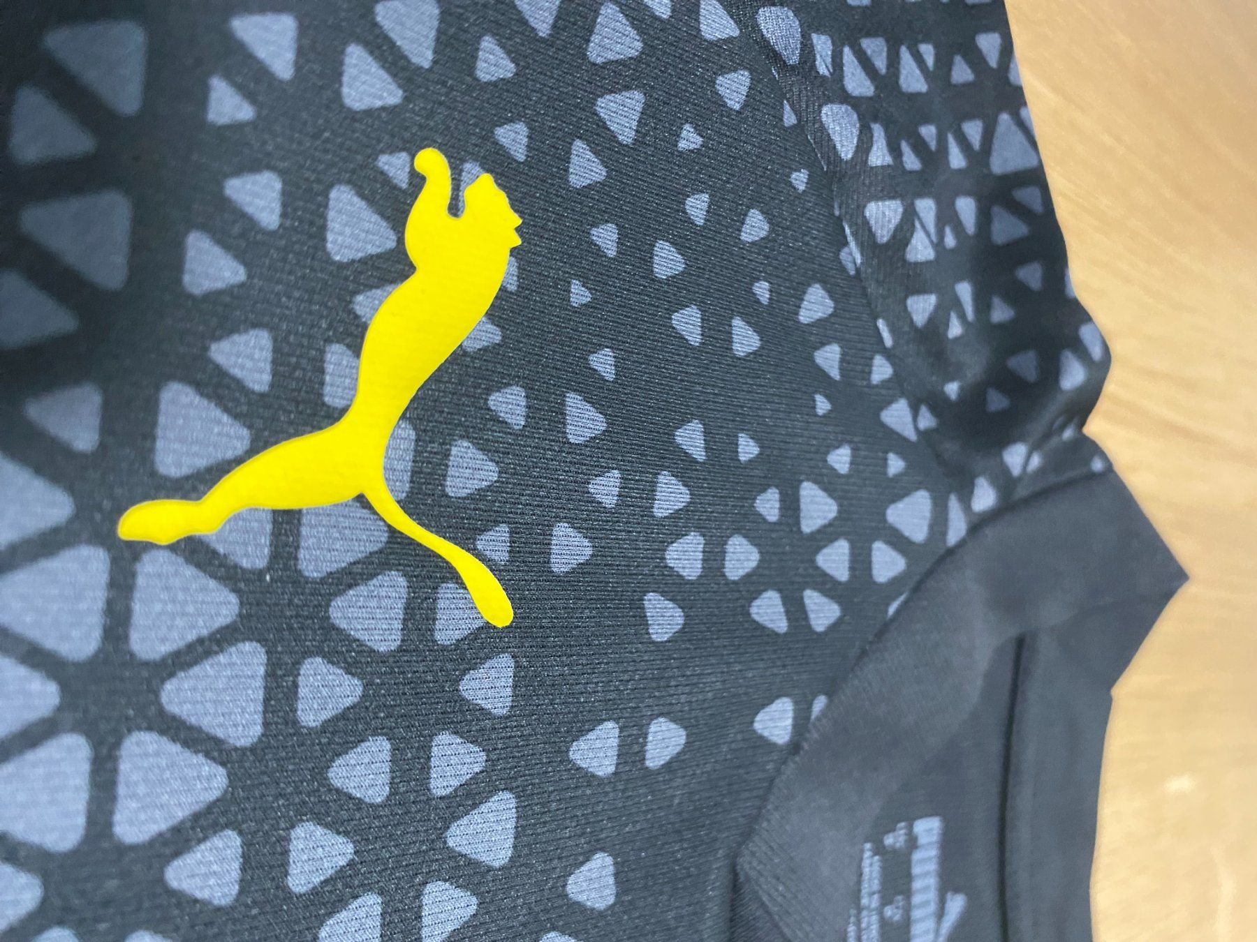 Canottiere & Pantaloni: Maillot dortmund comme neuf taille S – Nuovo (secondo la descrizione) da Neuchâtel venduto da Pranav_09 2