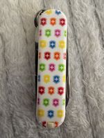 Victorinox classic Rainbow von 2010