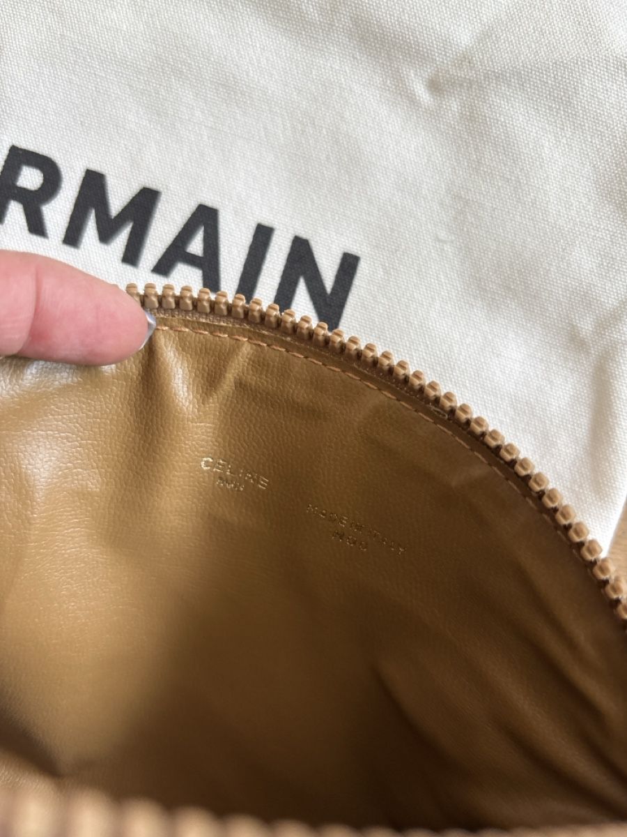 Celine Kosmetikkoffer: Pochette Celine Triomphe authentique – Neu (gemäss Beschreibung) aus Genève von bha_jcf5 4