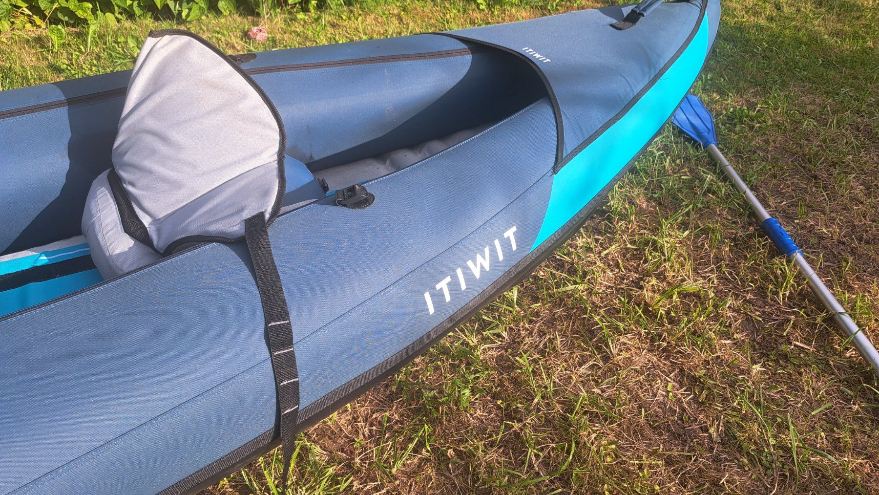 Decathlon Barche: Itiwit Kajak, aufblasbar - ideales Sommer-Freizeitboot! – Usato da Maienfeld venduto da Marcello.68 2