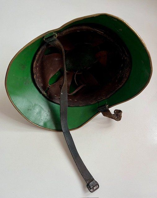 Pompieri: Feuerwehrhelm, Schweiz, antik – Usato da Kriens venduto da heleneb02 6