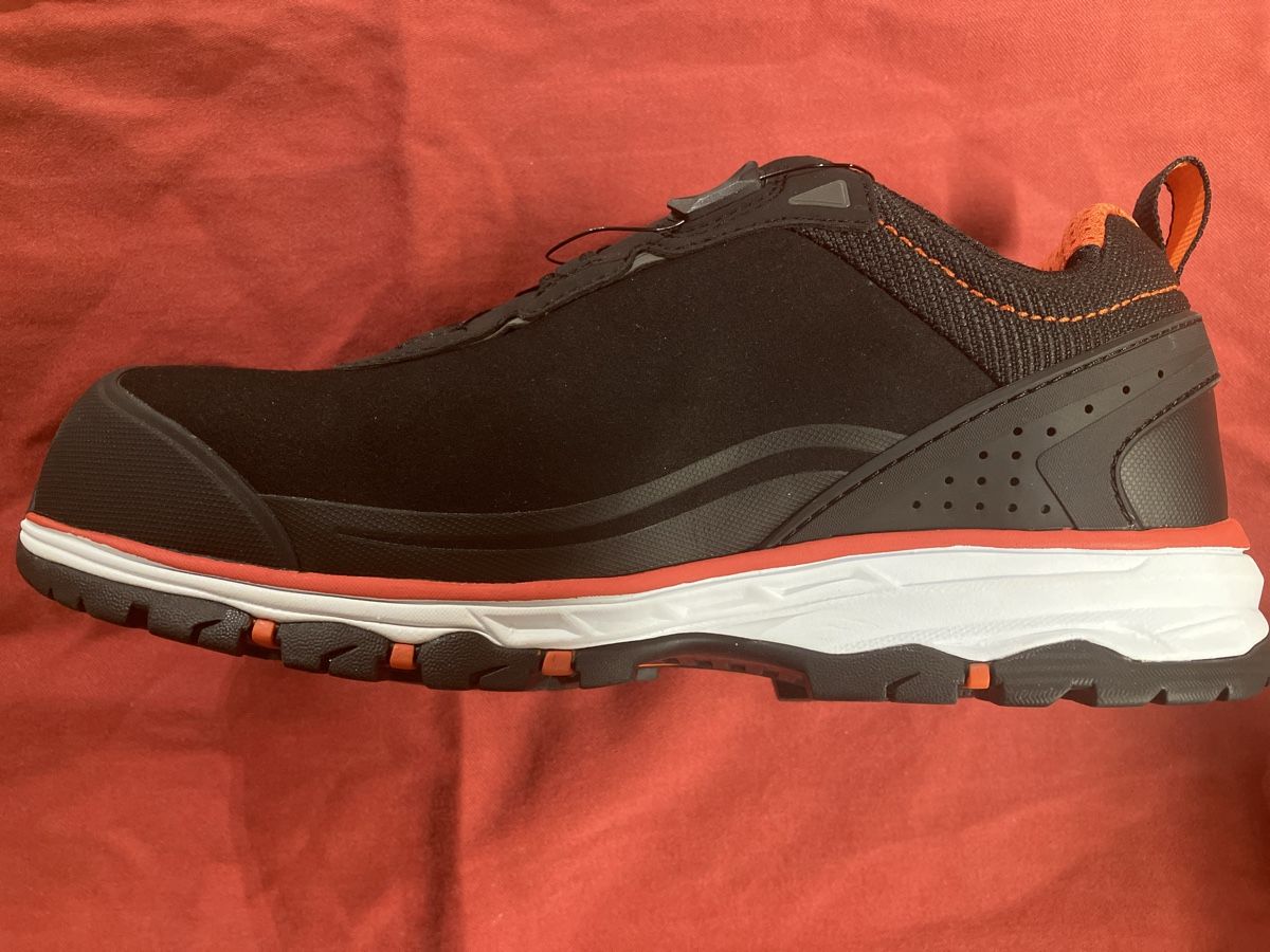 Helly Hansen Scarpe da uomo: Helly Hansen Chelsea Evo 2, Grösse 39 NEU – Nuovo e nell'imballaggio originale da Erlenbach im Simmental! venduto da Simmentaler-Perlen 1