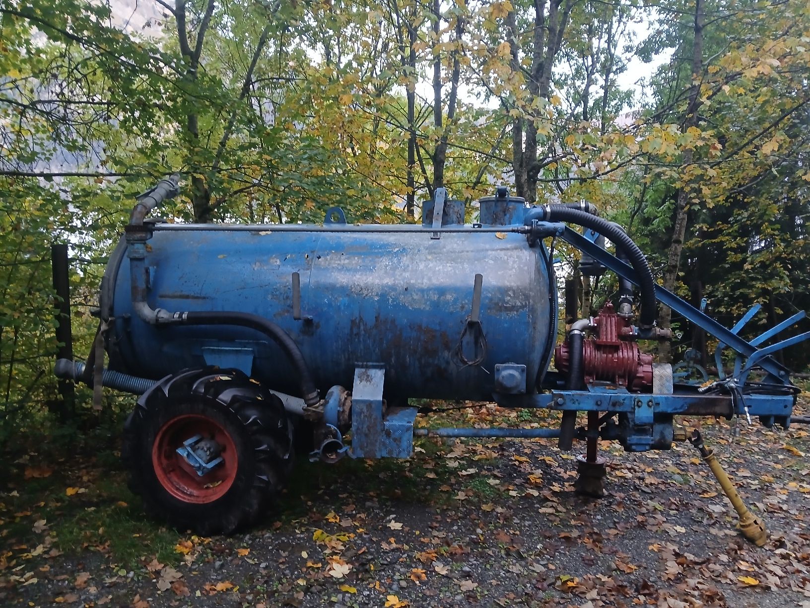 Tutte le macchine: Güllefass kaiser 3600 – Usato da Frutigen venduto da Edilauber95 6