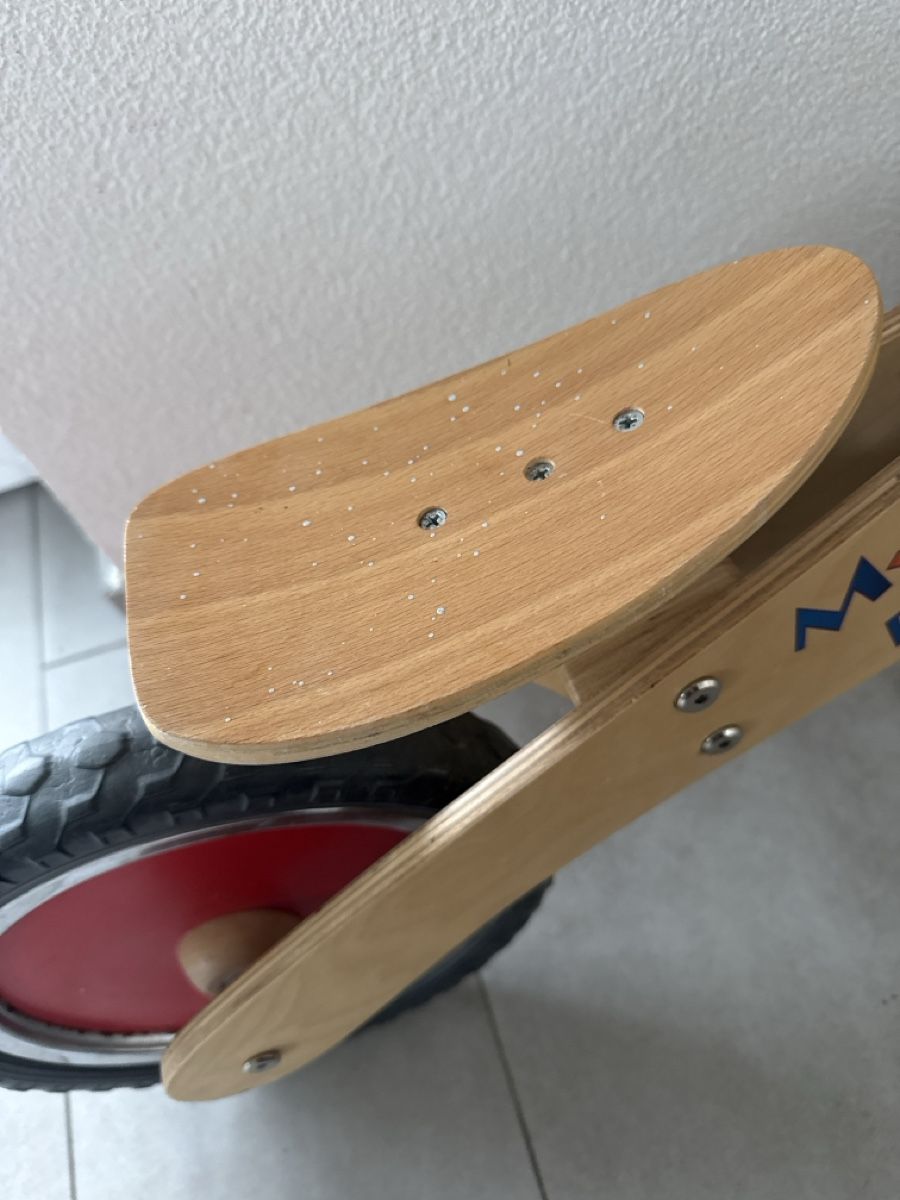 Fahrzeuge für Kinder: Tolles Laufrad aus Holz – Gebraucht aus Muolen von Jassii97 2