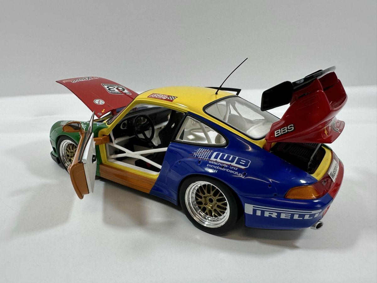 UT Models Modellini d'auto: Porsche 911 GT2 1:18, Müller/Trunk, UT MODELS – Usato da Zofingen venduto da rf9_x2xt 5
