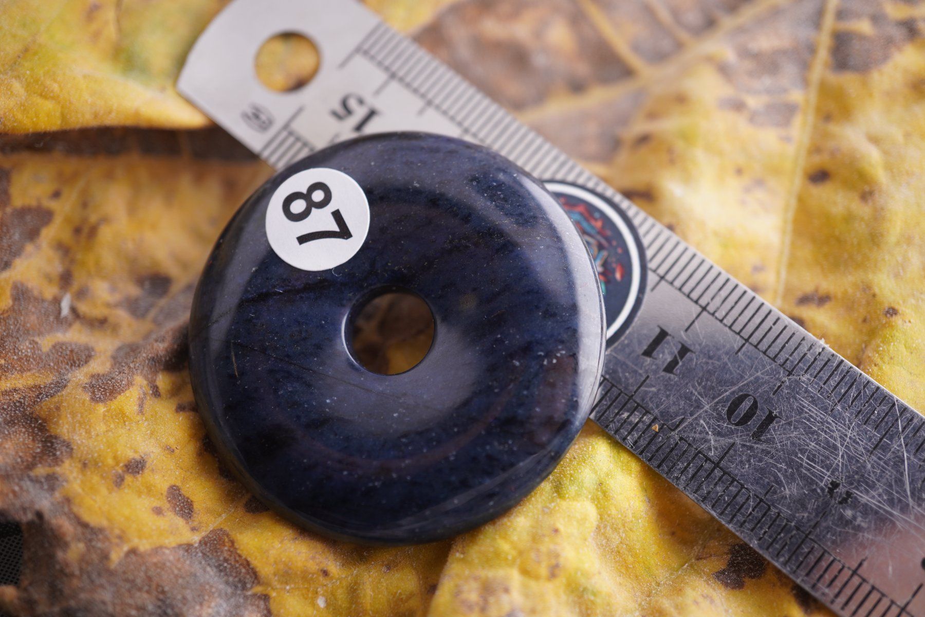 Minerali & Pietre curative: Pi Scheibe ca40mm  Dumortierit .-Edelsteinstube Rausverkauf – Nuovo e nell'imballaggio originale da Eschenbach SG venduto da topstone 1