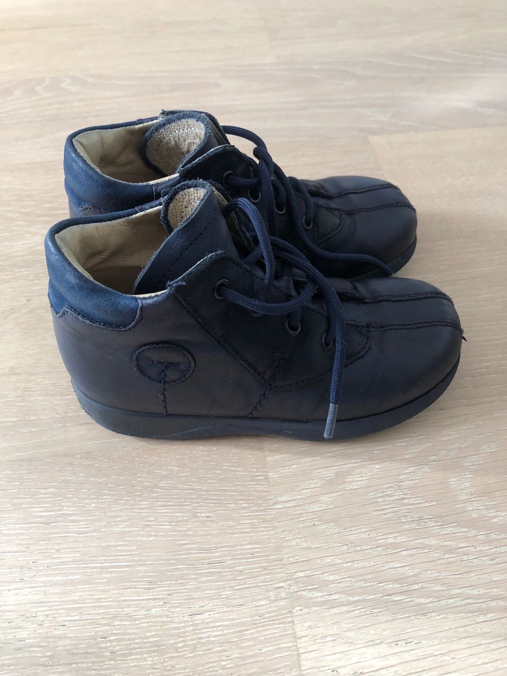 Scarpe per ragazzi: Kinderschuh der Marke Däumling - Grösse 24 Schmal – Usato da Thalwil venduto da holoarte 2
