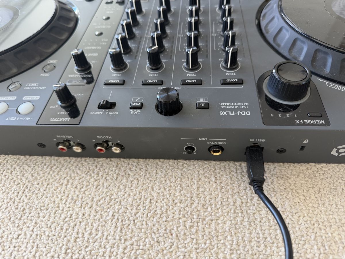 Pioneer Platines de mixage: DJ Controller Pioneer DDJ-FLX6 Performance USB grey – Neuf (Voir description) à Zürich par 131_xyy5 3