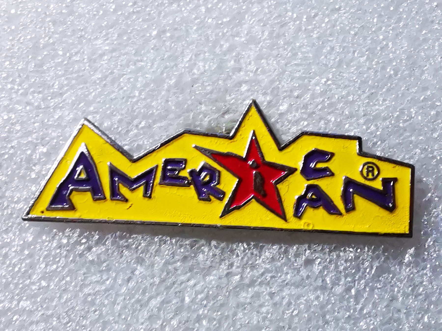 Plaketten & Abzeichen: Ansteckpin 41: American Amer I Can – Gebraucht aus Oppligen von Pin-Fall-Shop