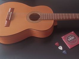 Bellissima chitarra classica 3/4