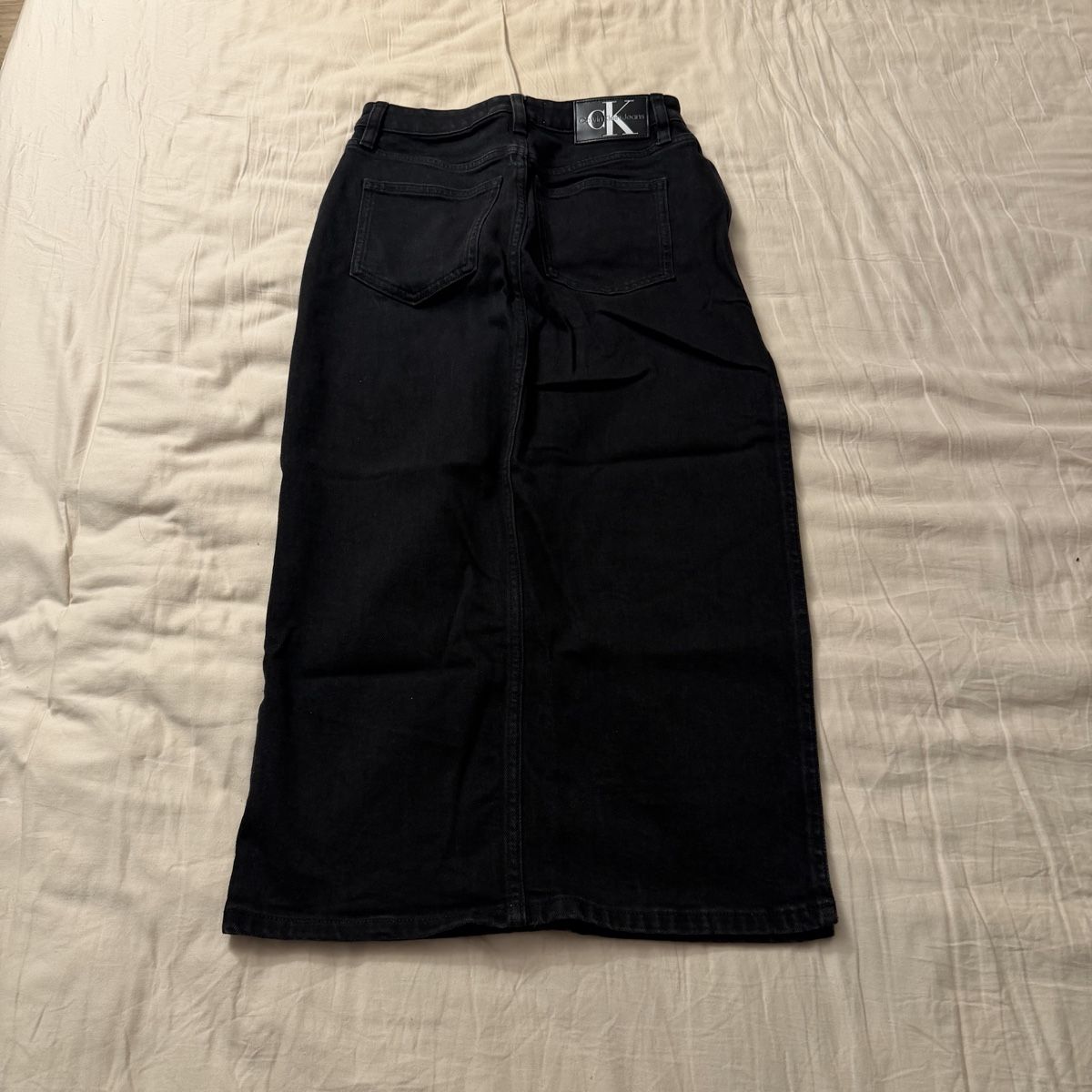 Calvin Klein Gonne: Calvin Klein denim skirt – Usato da Lausanne venduto da its_zl9h 4