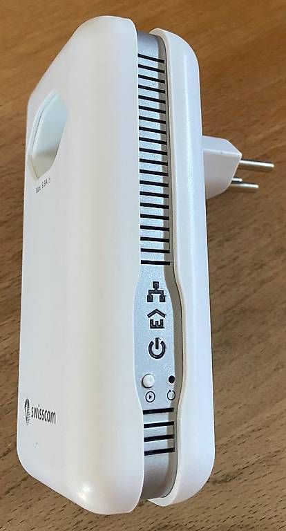Unità & Adattatore: Powerline Adapter - Ethernet über Stromkabel  – Usato da Kriens venduto da Richi07 1