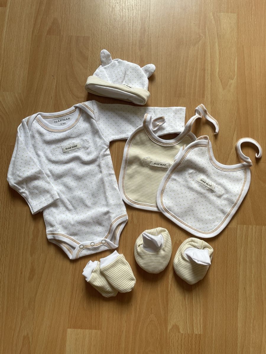 Lotti & Set di vestiti: Naf Naf Babyset - Geschenkset – Nuovo (secondo la descrizione) da Niedergösgen venduto da misterio02