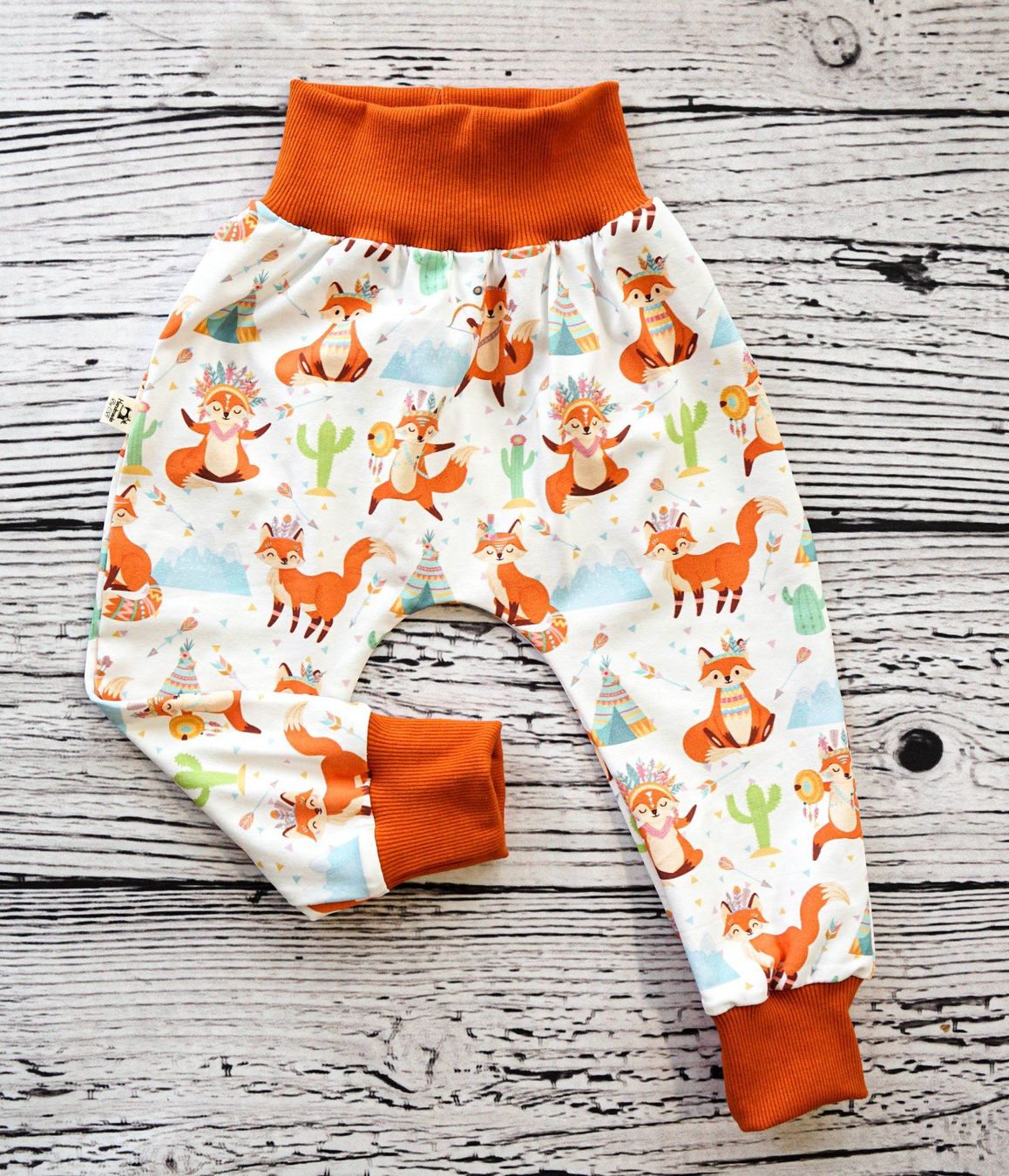 Pantaloni: Pumphose mit Boho-Fuchs Gr.62/68 - NEU – Nuovo e nell'imballaggio originale da Zürich venduto da sambaum