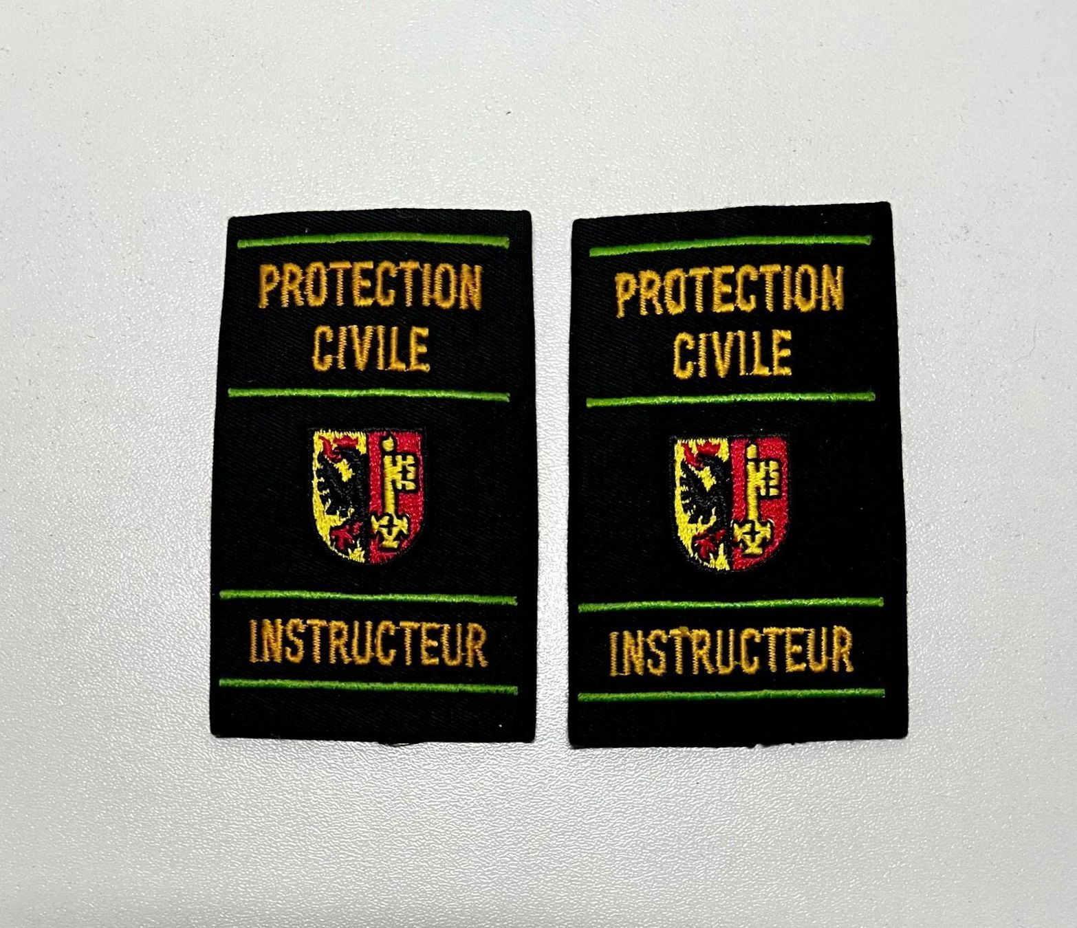 Placchette & Badge: Patelettes instructeur Protection civile brodées – Usato da Carouge GE venduto da pierre956