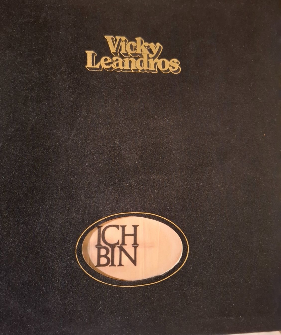 Schallplatten: Vicky Leandros, ICH BIN "Samt-Cover. – Gebraucht aus Zürich von Loubol 1